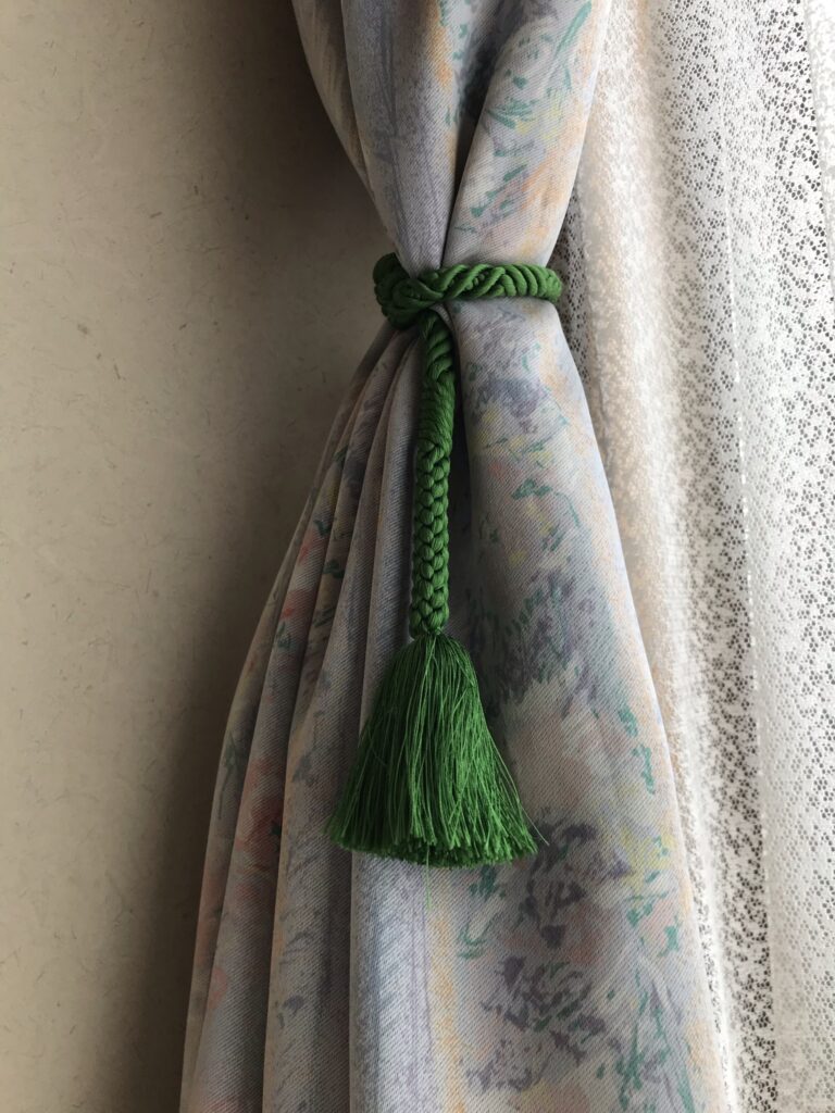 curtain string by kimono belt